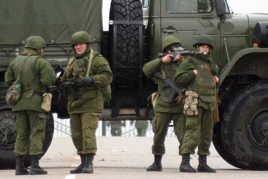 Des soldats russes (illustrations).