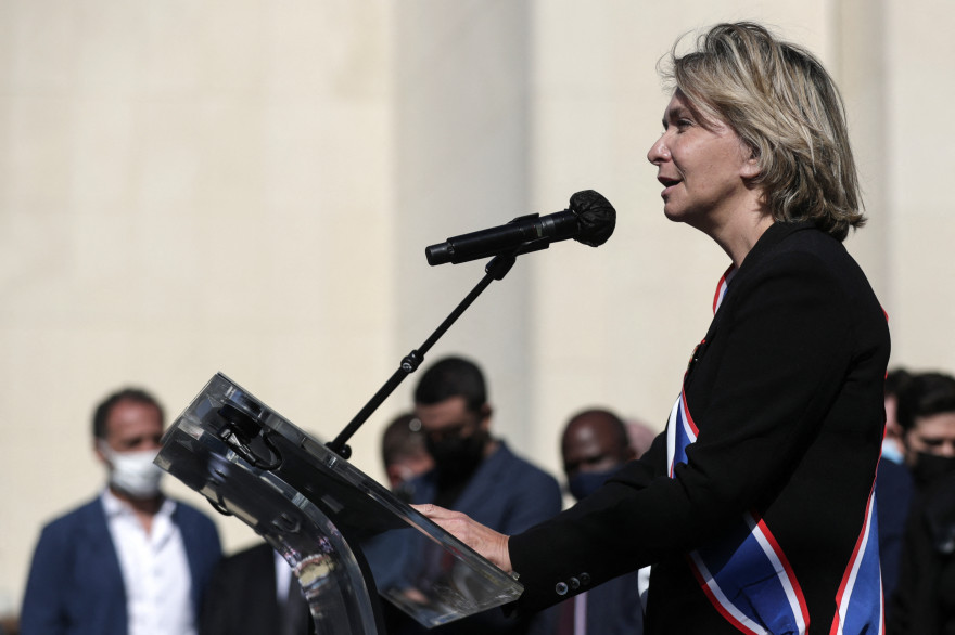 "Il faut d'abord cesser de nier le lien entre terrorisme et immigration, il y a un lien, notamment avec l'immigration la plus récente", a déclaré Valérie Pécresse.