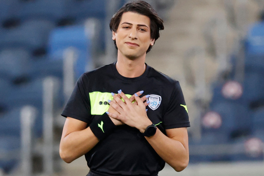 Sapir Berman, le 3 mai 2021 avant d'arbitrer un premier match sous sa nouvelle identité.
