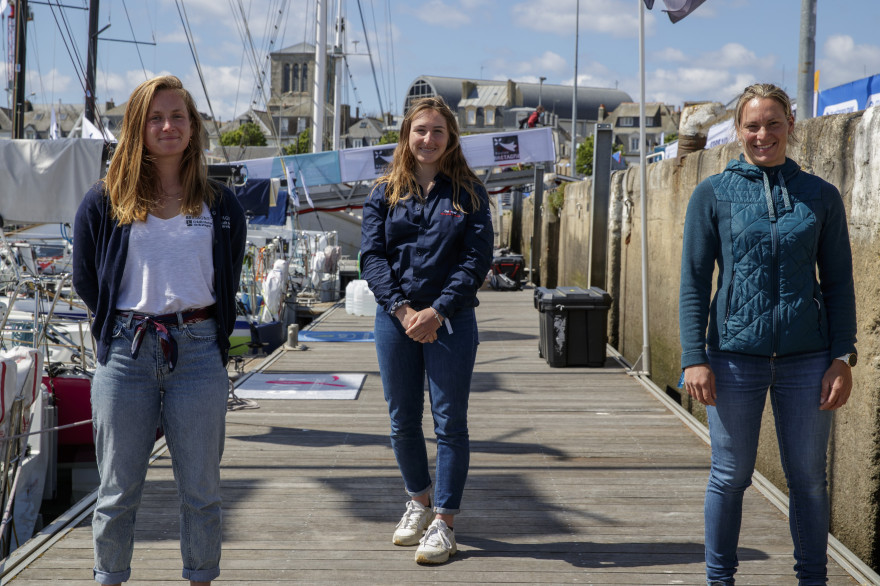 de gauche à droite : Elodie Bonafous, Violette Dorange, Estelle Greck