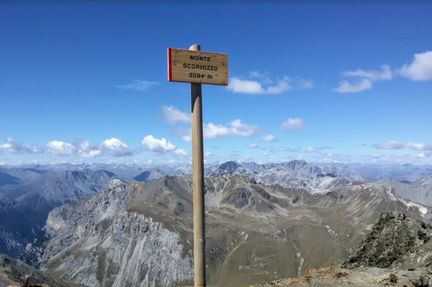 Mont Scorluzzo en Italie