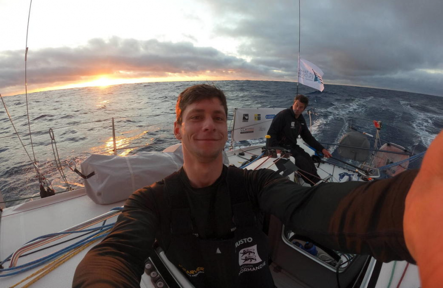 Guillaume Pirouelle et Alexis Loison au large de Madère.